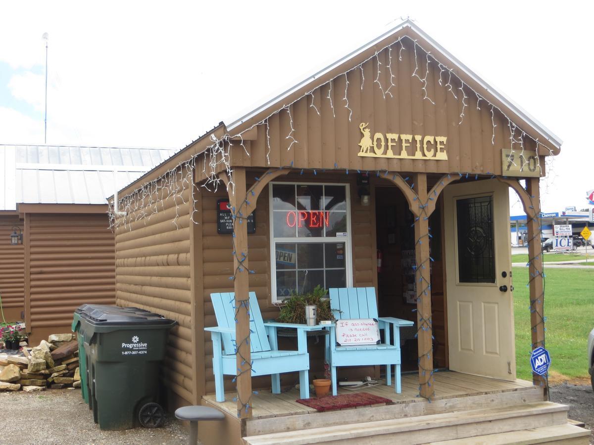 All Tucked Inn Cabins Stockdale Εξωτερικό φωτογραφία